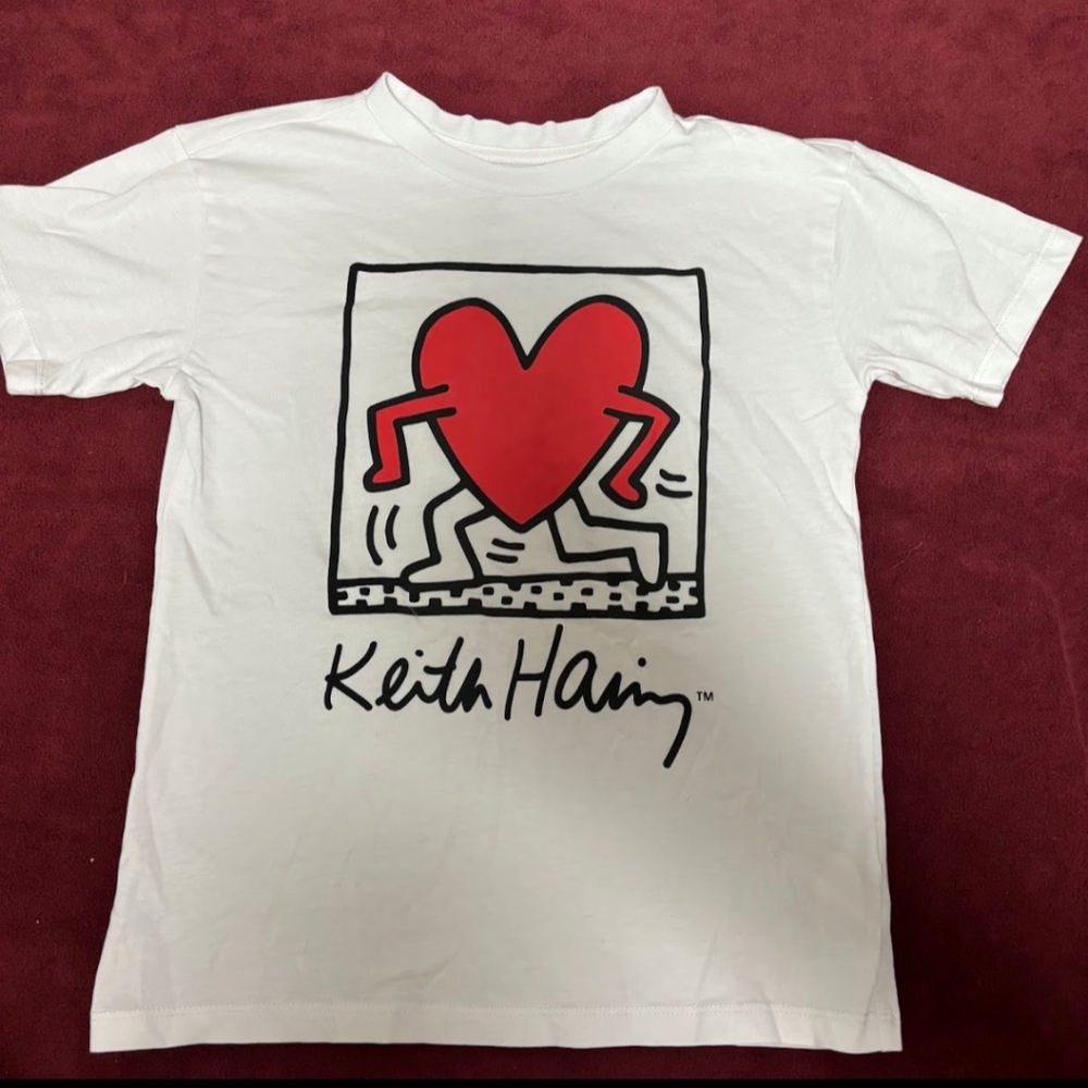 Keith Haring Heart T-shirt - Size M